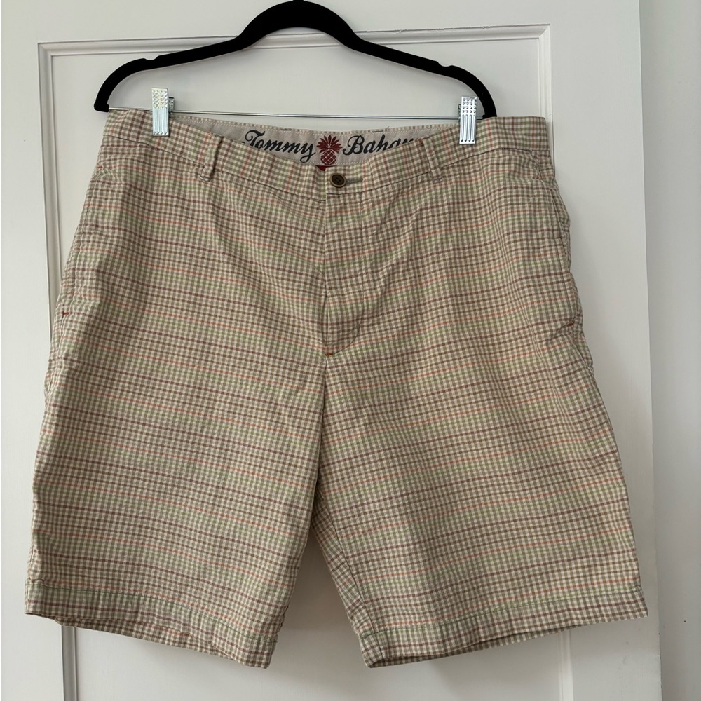 Tommy Bahama cotton searsucker shorts. Size 38